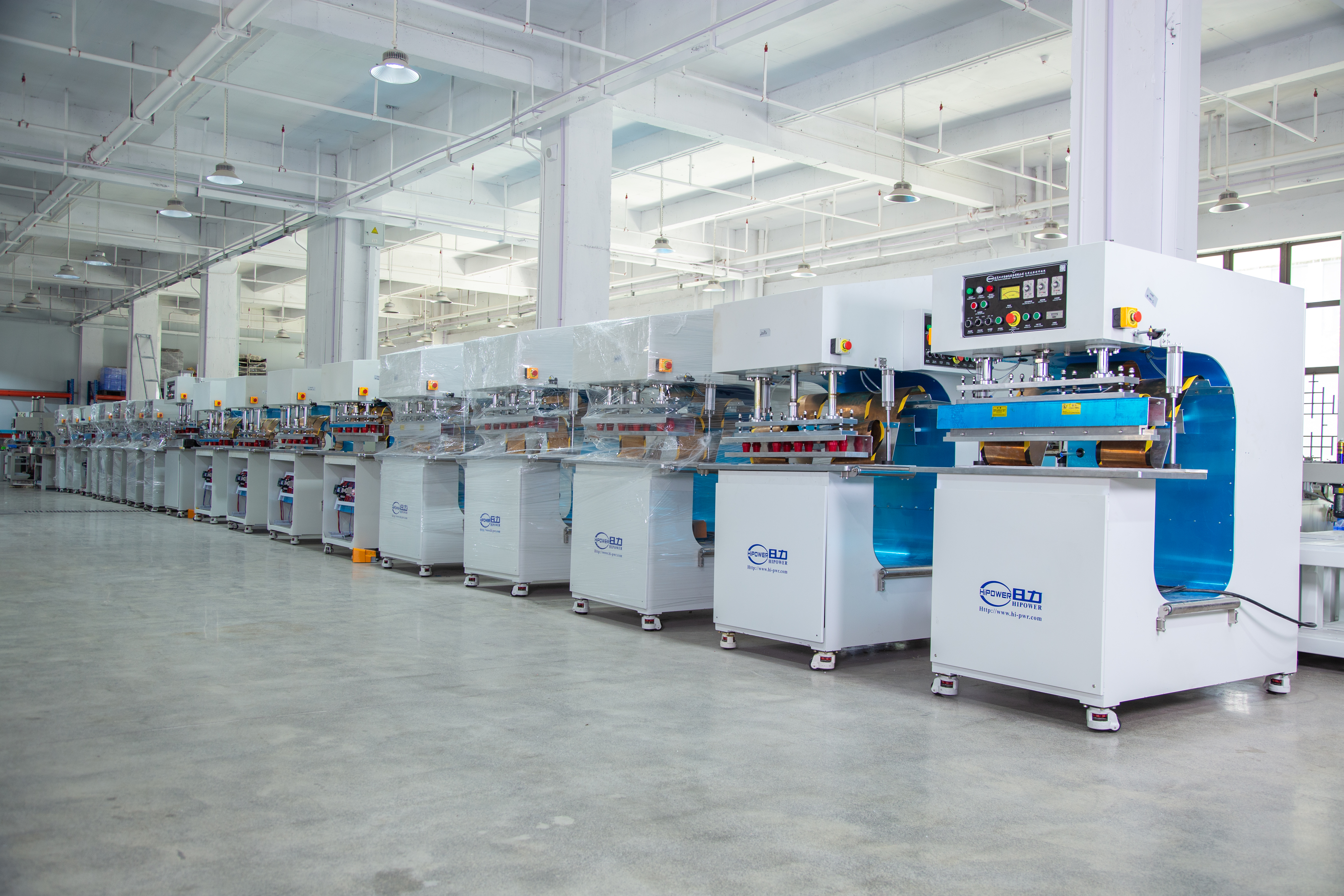 5 Автоматическая высокочастотная сварка из ПВХ макин в одном контейнере с 40 гП в Европу